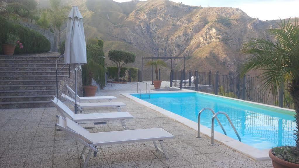Il Casale Di Caterina Ξενοδοχείο Ταορμίνα Εξωτερικό φωτογραφία